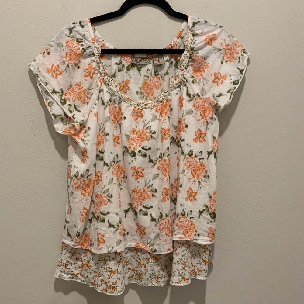 Art and Soul Pink Floral blouse